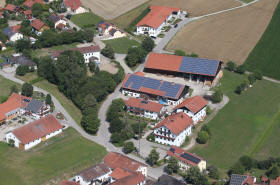 Huberhof2023.jpeg